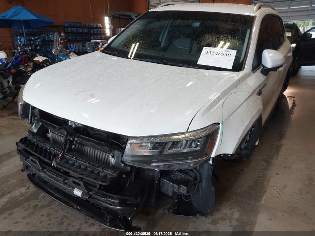 2024 Volkswagen Taos 1.5t Se მანქანა იყიდება აუქციონზე, vin: 3VVSX7B2XRM034194, აუქციონის ნომერი: 43246539