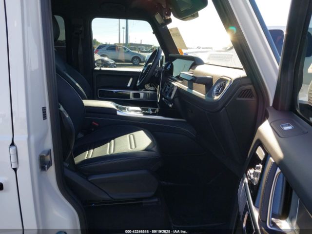2025 MERCEDES-BENZ G 550 W1NWH1AB6SX010446 Photo 4