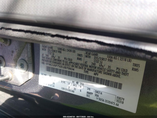 1FMCU0F7XEUB70934 Ford Escape