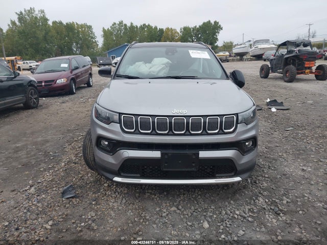 3C4NJDCB8NT167529 Jeep 2022