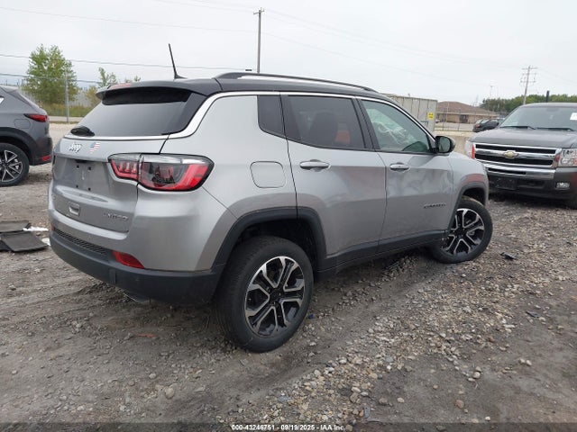 3C4NJDCB8NT167529 Jeep 2022