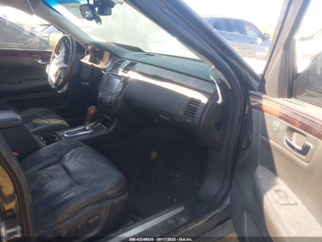 2010 CADILLAC DTS 1G6KH5EY4AU136481 Photo 4