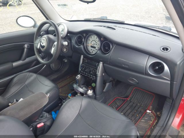 2003 MINI COOPER WMWRC33473TJ51027 Photo 4