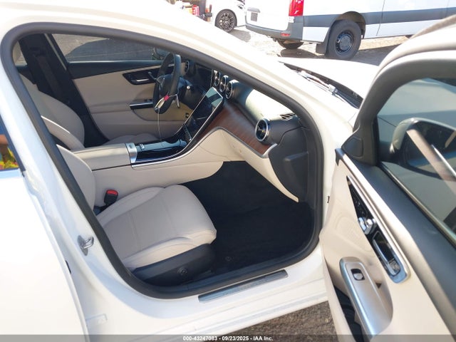W1KAF4HB2SR264180 Mercedes-Benz C 300
