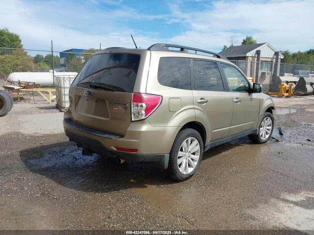 43247086 :رقم المزاد ، JF2SH63699H725312 vin ، 2009 Subaru Forester 2.5x مزاد بيع