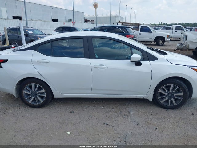 Nissan Versa 2024 3N1CN8EV0RL928928 Image 13