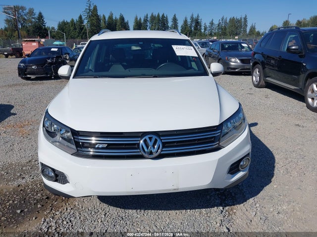 WVGBV7AX3GW608631 Volkswagen 2.0t
