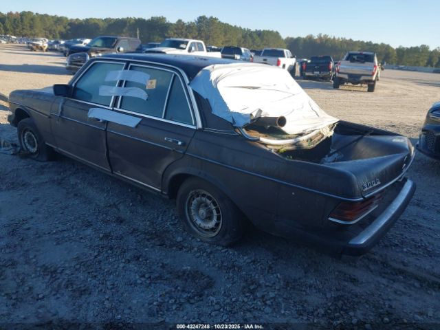 1983 MERCEDES-BENZ 300 WDBAB33A8DB016072 Photo 2