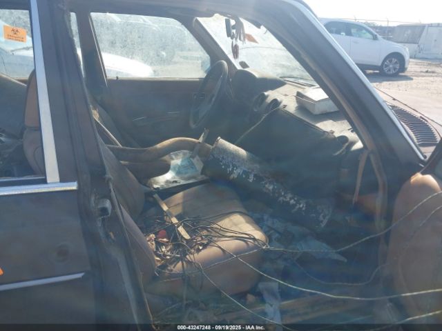 1983 MERCEDES-BENZ 300 WDBAB33A8DB016072 Photo 4