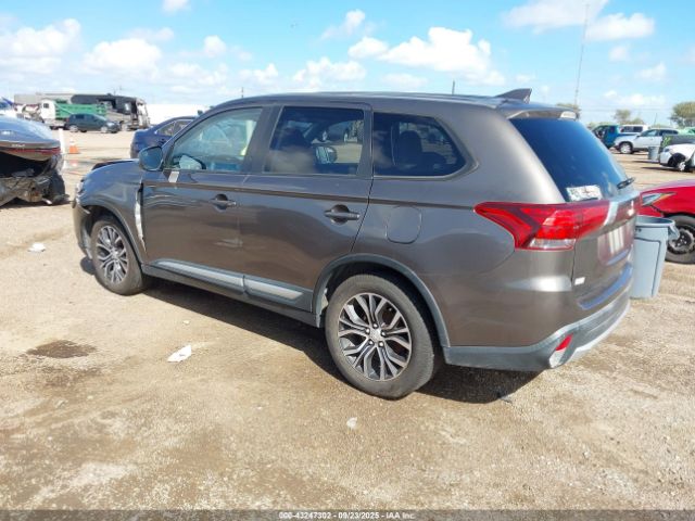 2018 MITSUBISHI OUTLANDER JA4AD3A36JZ022501 Photo 2