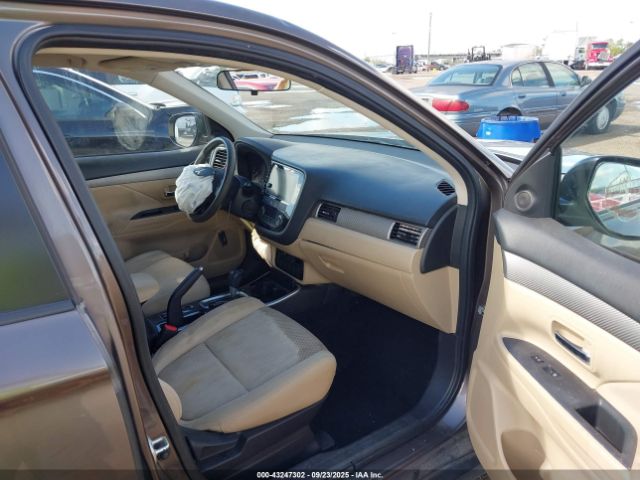 2018 MITSUBISHI OUTLANDER JA4AD3A36JZ022501 Photo 4