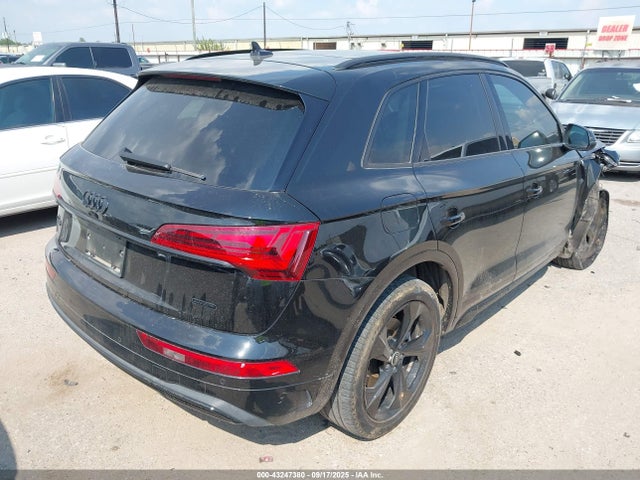 2021 AUDI Q5 WA1BAAFY0M2051026 Photo 3