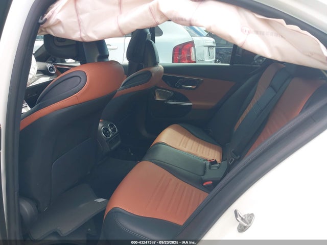W1KAF4GB9NR009287 Mercedes-Benz m264