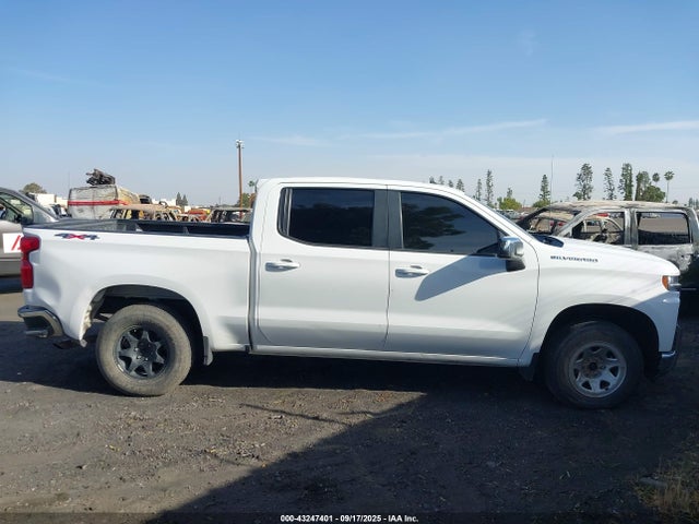 1GCUYDED9LZ137466 Chevrolet Silverado 1500 4wd Short Bed Lt