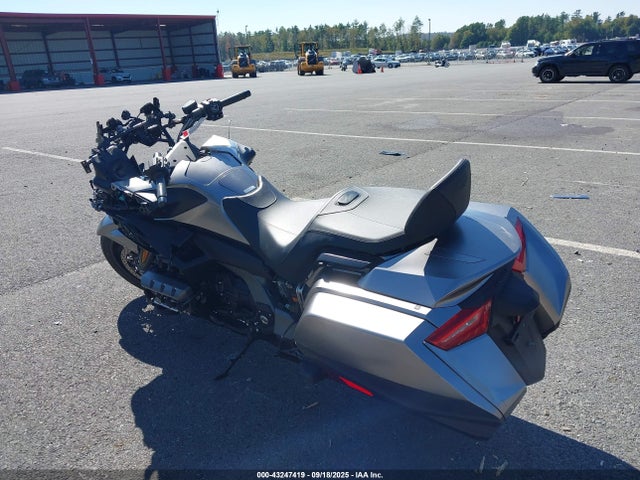 JH2SC7942JK000075 Honda Sc79e-6000001