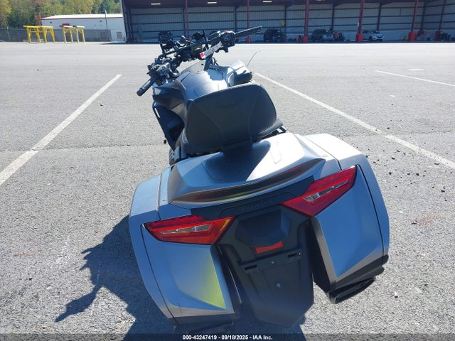JH2SC7942JK000075 Honda Sc79e-6000001