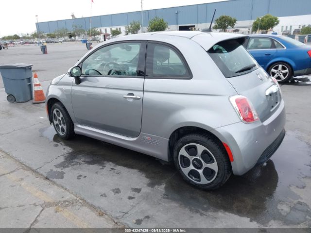 2016 FIAT 500E 3C3CFFGE0GT229666 Photo 2