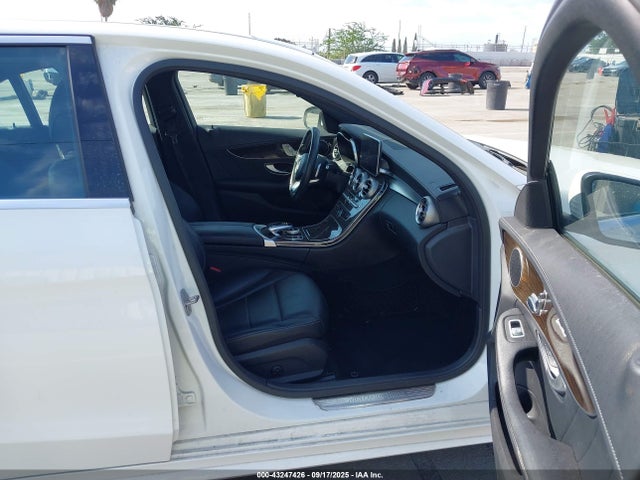 Mercedes-Benz 2016 2016 55SWF4JB8GU158273 Image 5