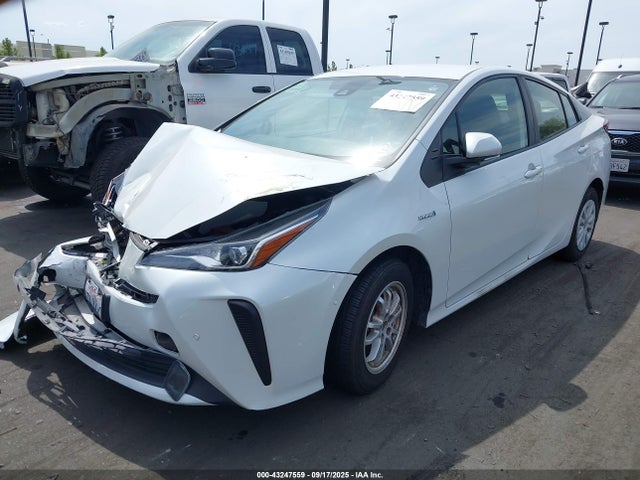 JTDKAMFU8M3134511 Toyota Prius Le
