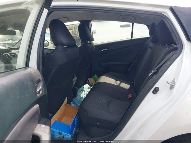 JTDKAMFU8M3134511 Toyota Prius Le