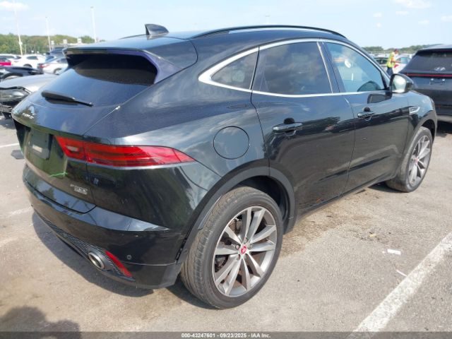 2018 JAGUAR E-PACE SADFM2GX4J1Z15950 Photo 3