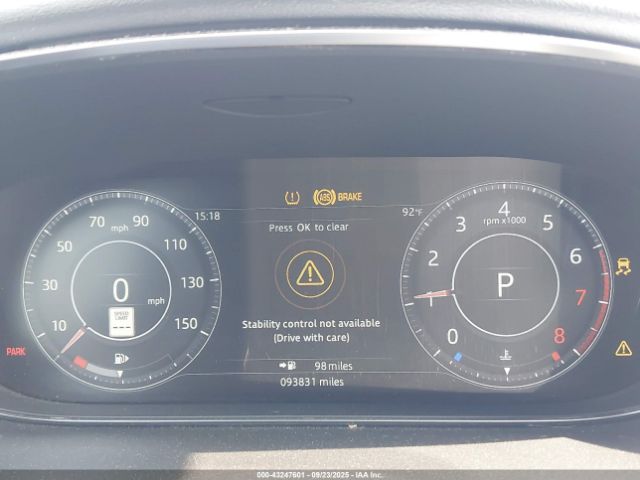 2018 JAGUAR E-PACE SADFM2GX4J1Z15950 Photo 6