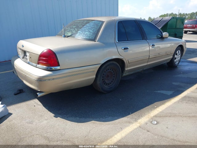 Aukcja sprzedaży 2000 Ford Crown Victoria, vin: 2FAFP73W3YX213686, numer aukcji: 43247618