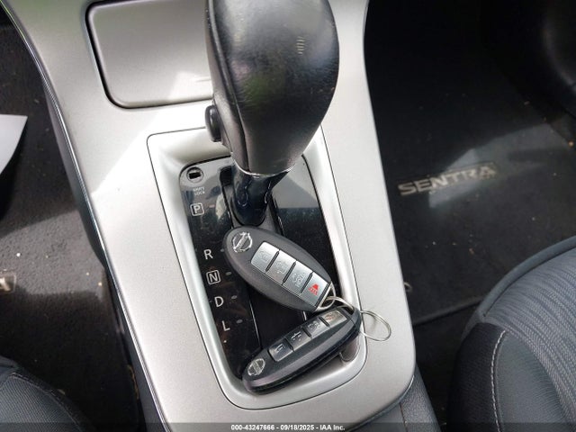 Nissan Sentra 2015 3N1AB7AP1FY304006 Image 11