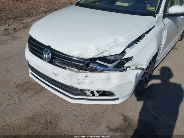 2017 Volkswagen Jetta 1.4t Se მანქანა იყიდება აუქციონზე, vin: 3VWB67AJ3HM286780, აუქციონის ნომერი: 43247672