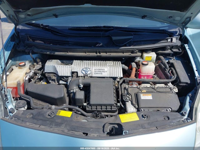 Toyota Prius Three 2014 JTDKN3DU8E1829487 Image 26