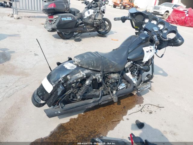2009 HARLEY-DAVIDSON FLHX 1HD1KB41X9Y611079 Photo 3