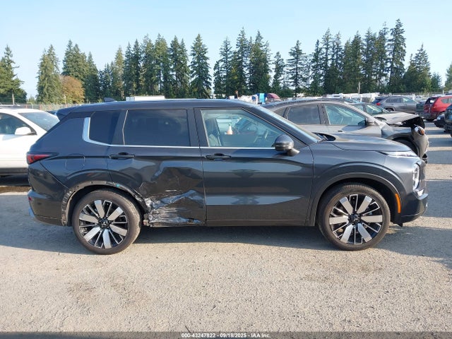JA4J4VA82SZ029177 Mitsubishi Outlander