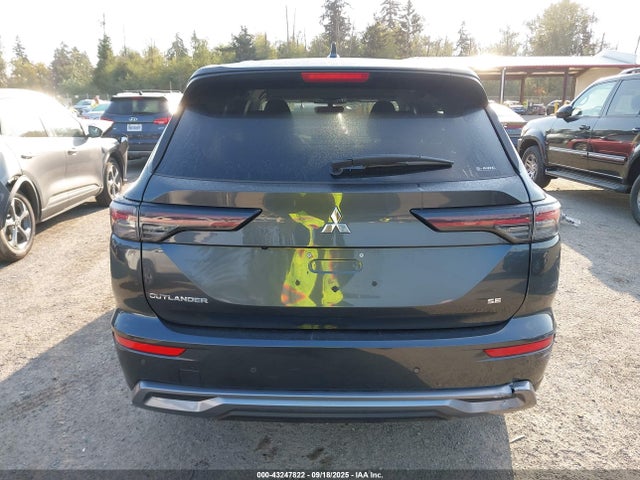 JA4J4VA82SZ029177 Mitsubishi Outlander