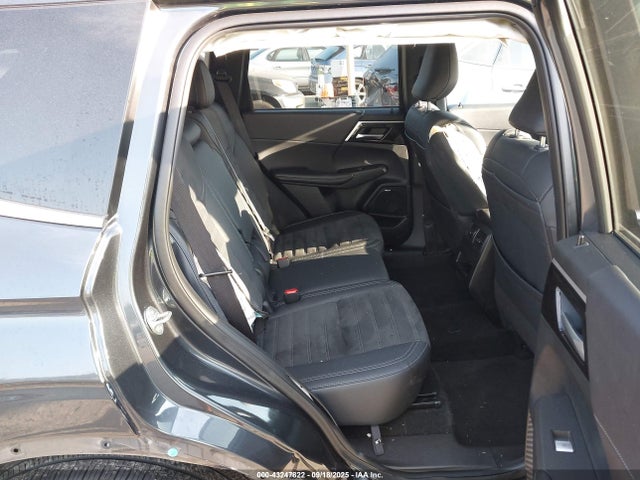 JA4J4VA82SZ029177 Mitsubishi Outlander