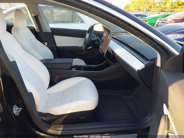 Tesla 2018 2018 5YJ3E1EB6JF082267 Image 5