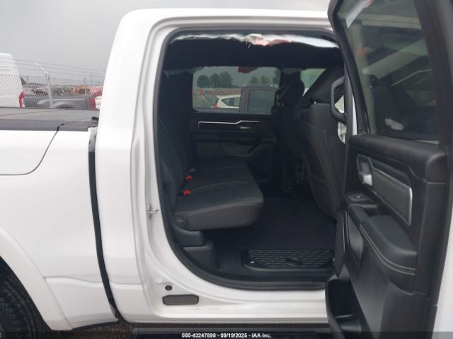 2025 RAM 1500 1C6SRFFP7SN528847 Photo 7
