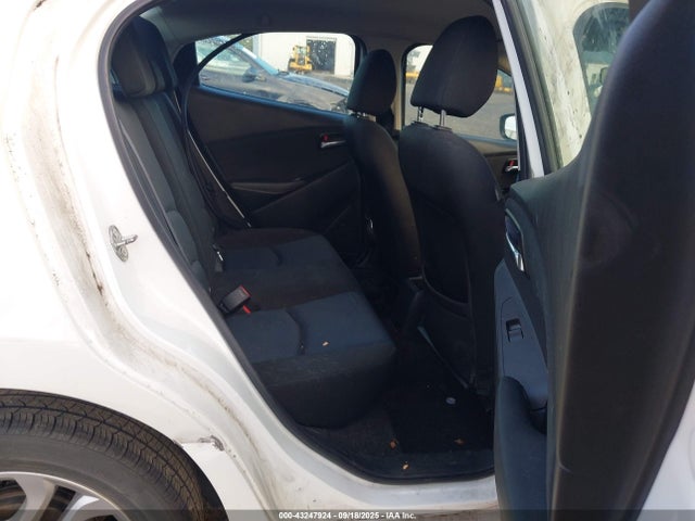3MYDLBZV8GY100884 Scion p5v