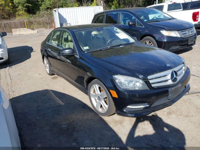 2011 MERCEDES-BENZ C 300 WDDGF8BB3BR157844