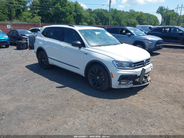 2021 Volkswagen Tiguan 2.0t Se/2.0t Se R-line Black/2.0t Sel მანქანა იყიდება აუქციონზე, vin: 3VV2B7AX9MM113182, აუქციონის ნომერი: 43248011