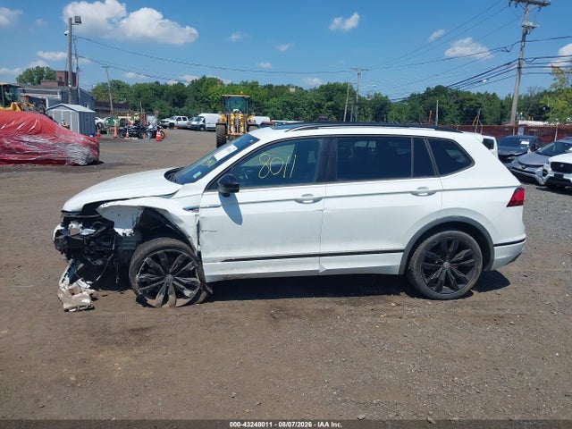 2021 Volkswagen Tiguan 2.0t Se/2.0t Se R-line Black/2.0t Sel მანქანა იყიდება აუქციონზე, vin: 3VV2B7AX9MM113182, აუქციონის ნომერი: 43248011