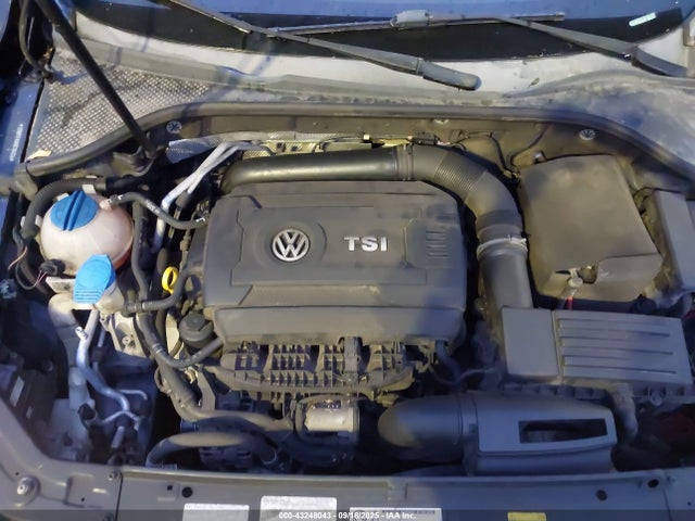 Volkswagen Passat 2014 1VWBT7A38EC104224 Image 10