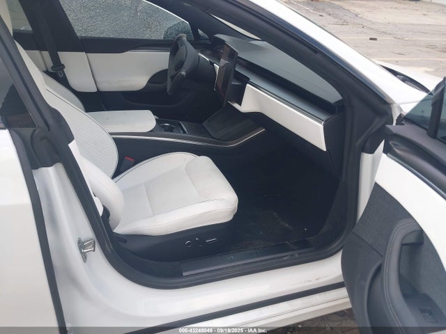 2023 TESLA MODEL S 5YJSA1E63PF521945 Photo 4