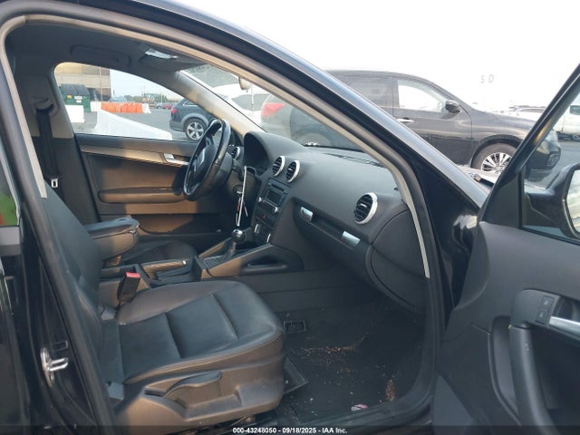 2012 AUDI A3 WAUBJAFM3CA045614 Photo 4