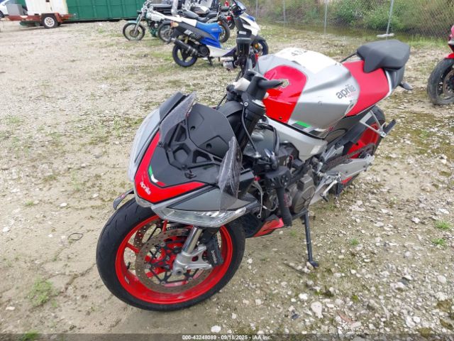 2021 APRILIA TUONO ZD4KSUE02MS000812 Photo 1