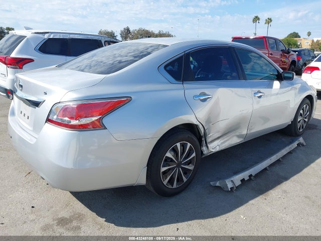 Nissan Altima 2015 1N4AL3AP5FC257659 Image 4
