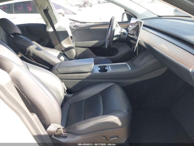 2023 TESLA MODEL Y 7SAYGDEE7PF586382 Photo 4
