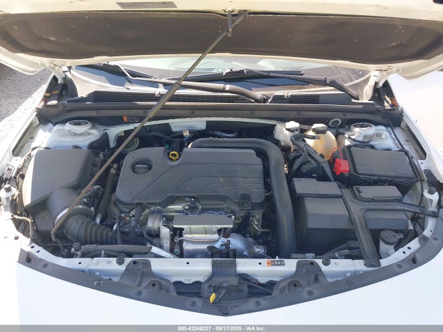1G1ZD5ST0PF218598 Chevrolet lfv