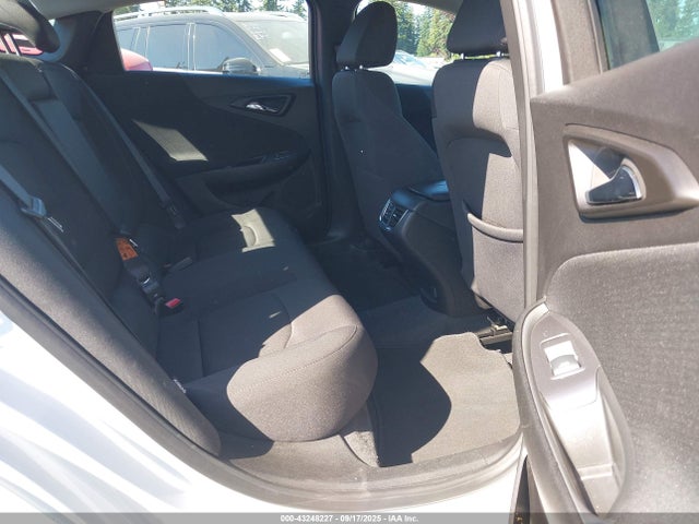 1G1ZD5ST0PF218598 Chevrolet lfv