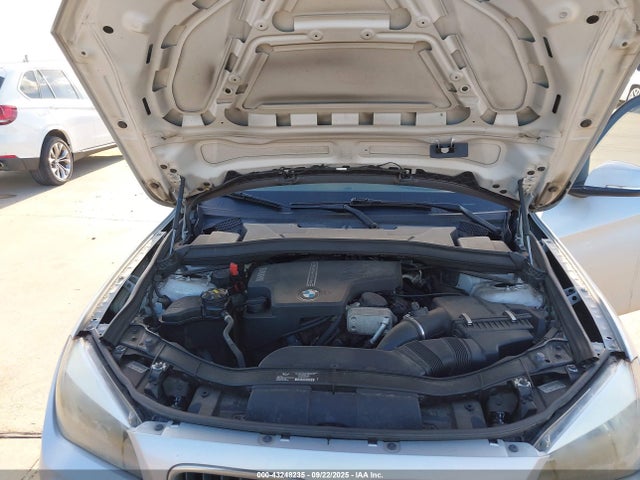 WBAVM1C58FVZ94431 BMW 2015