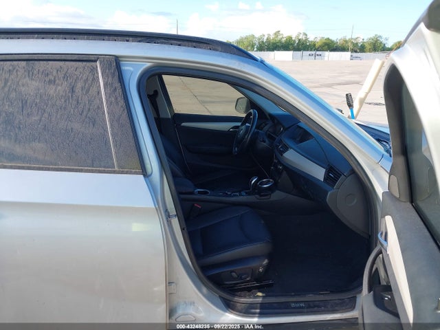 WBAVM1C58FVZ94431 BMW 2015